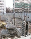 Строительство торгово-бытового комплекса Кировский район.  Работа автобетононасоса 28 метров.